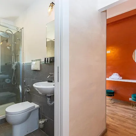 Daire Lovely New Via Genova Roma