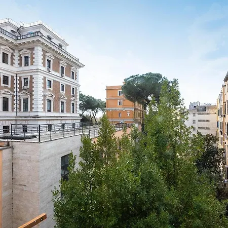 Lovely New Via Genova Daire Roma